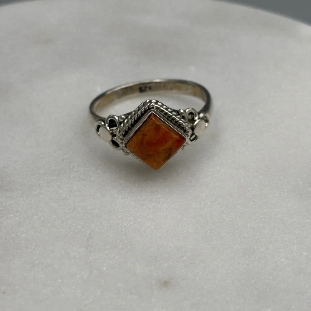 Sterling Silver Spiny Oyster Ring 925 Size 6 Byzantine Scrolls Boho Excellent